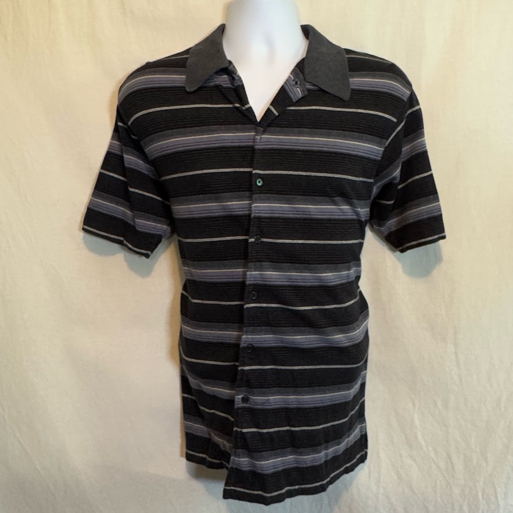 H-148 Men’s Perry Ellis Black Purple & Cream Stripe Button Down Shirt Size M